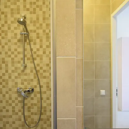 Great, Modern And Bright Studio, Close To Ndsm!